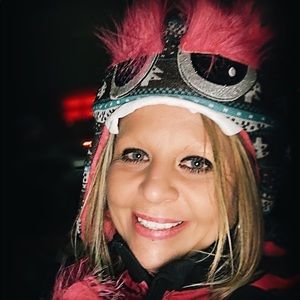 Meet your Posher, Stacy